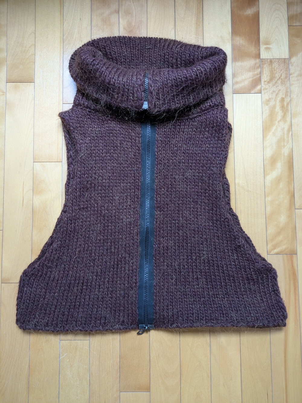 Sarah Pacini Aubergine Vest, One Size